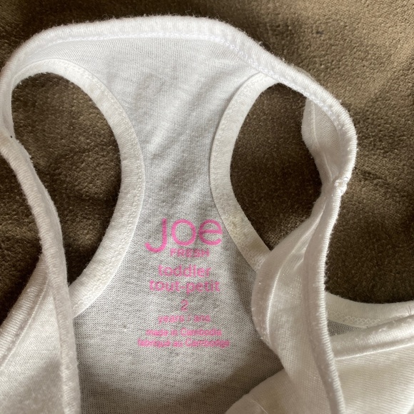 Tank tops/razor back - Picture 3 of 5